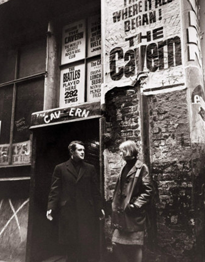 ThreePeopleconc's tweet photo. Un día como hoy, pero de 1957, se inauguró el legendario Cavern Club en Liverpool #efemérideRS http://t.co/EZ2QCRdIIw