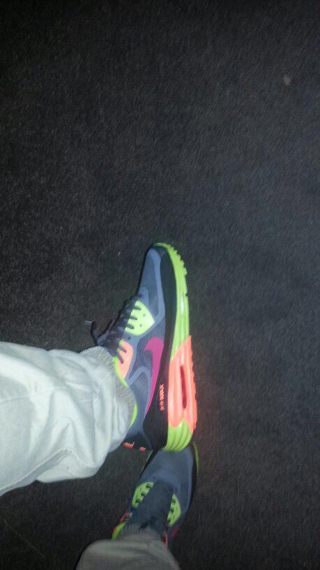 steeveeeeee's tweet photo. @jaybase what ya fink  jay haa http://t.co/w10VqNxuzK