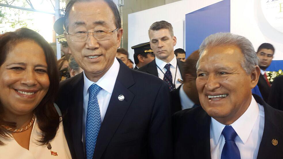 NidiaDiputada's tweet photo. Nidia Diaz, Ban Ki-moon y @sanchezceren http://t.co/Ul23ilT7NF