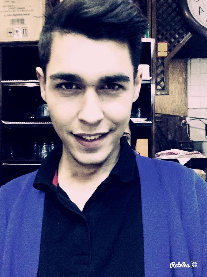 onuremine077's tweet photo. Saçlar felann :D http://t.co/A00IqGt7Hn