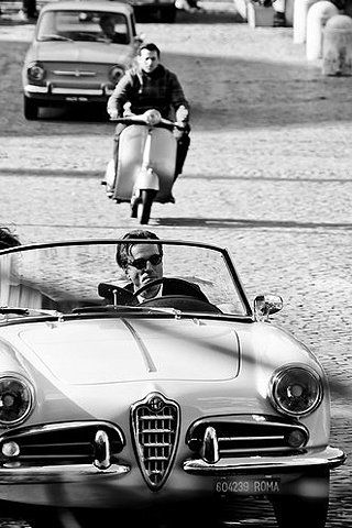 vespapr's tweet photo. klasik vespa dan mobil http://t.co/IQ54QxOW3S