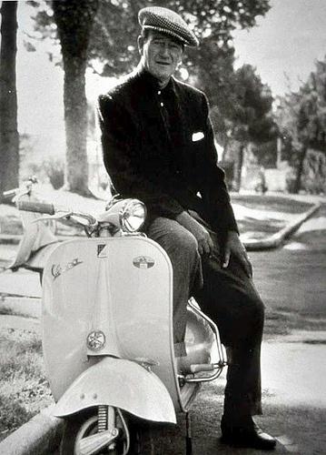 vespapr's tweet photo. Ini John Wayne lho.. http://t.co/NTETJ12BRN