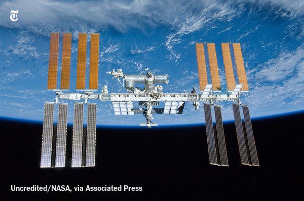 NYTScience's tweet photo. Everything is back to normal at the International Space Station after suspected ammonia leak. http://t.co/ZePuQXoKKY http://t.co/OCqWa6YpCU