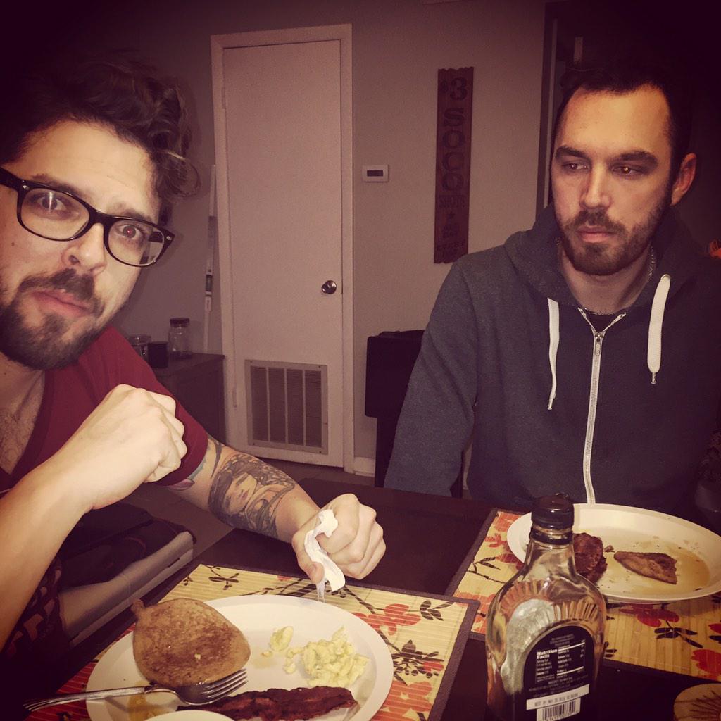 ZuluWave's tweet photo. Breakfast jam. http://t.co/uEN4gQDVOw