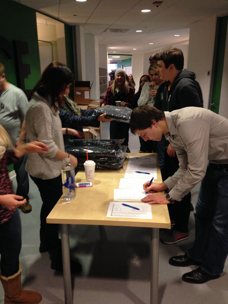 performics's tweet image. Our awesome #HR team handing out some new #Performics swag @timbuk2