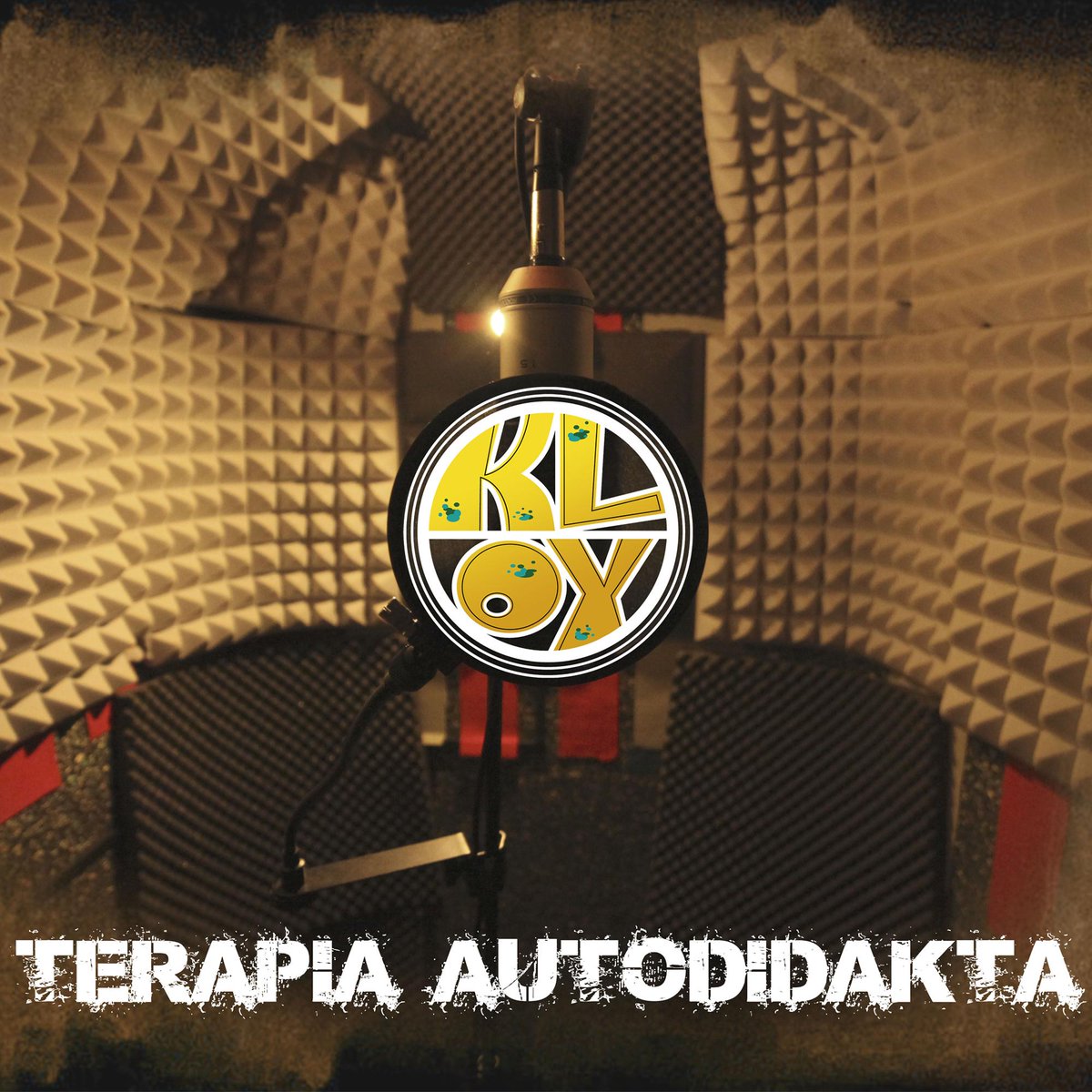 EuskalHHH's tweet photo. EN EXCLUSIVA! La nueva maqueta de KLOY disponible en la web!!
#TerapiaAutodidakta http://t.co/tnxfmKCwOJ @KloyMC http://t.co/RlUHUFS3Ey
