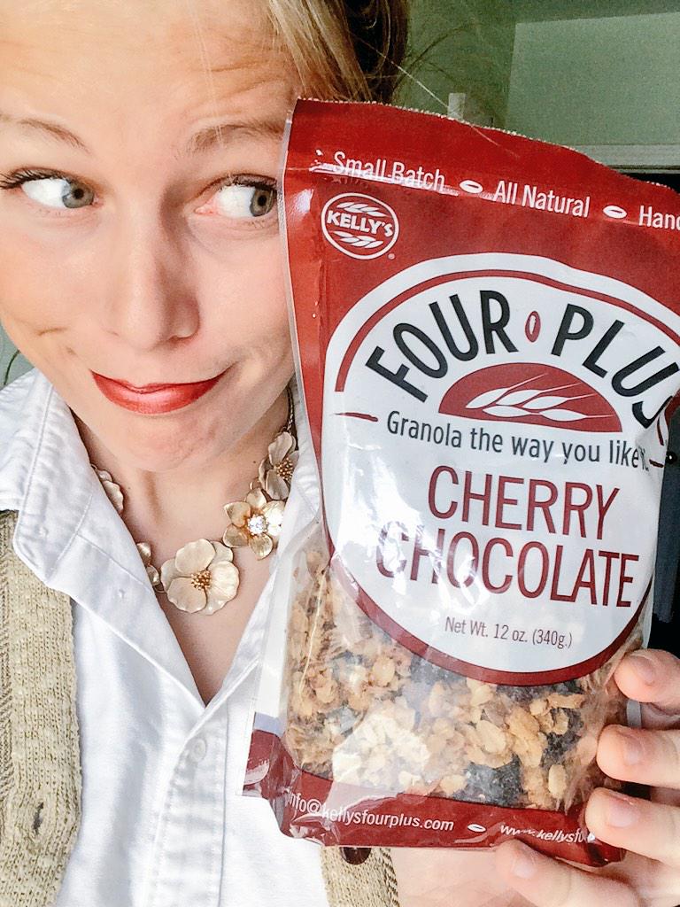 betsynilan's tweet photo. Best way to start the day! Correction: The ONLY way to start the day. @KellysFourPlus http://t.co/AVuz6d8Alo