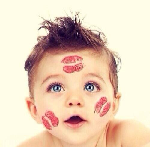 AdorablesEs's tweet photo. Cómetelo a besos 😘 http://t.co/bIqghKMm9I