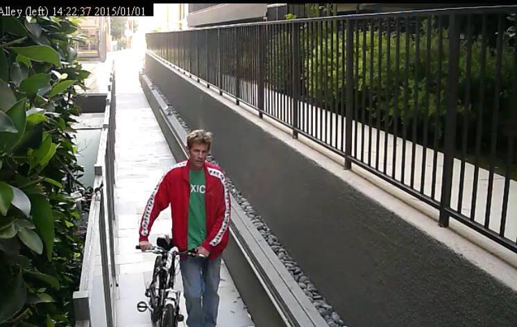 MarinaCrime's tweet photo. Another bike thief in the Marina. Have you seen me? Contact police. Please RT @Venice311 http://t.co/FlsL05j6ZI