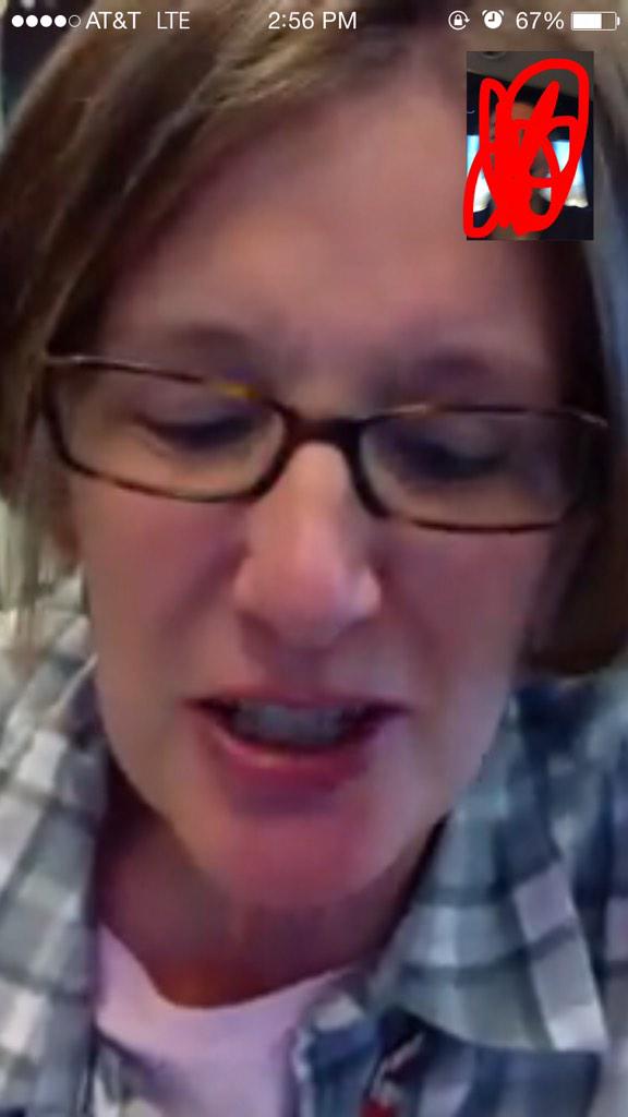 _jaPOW's tweet photo. why did Polly Mertz just FaceTime me? @mqpalums http://t.co/e8JaG5Z7JU