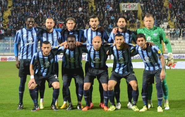 DemirsporMedia's tweet photo. Son transferlerin ardından takımda profesyonel olarak 24 futbolcu bulunuyor. Takımımızın yaş ortalaması ise: 23.8 http://t.co/LychypvDxg