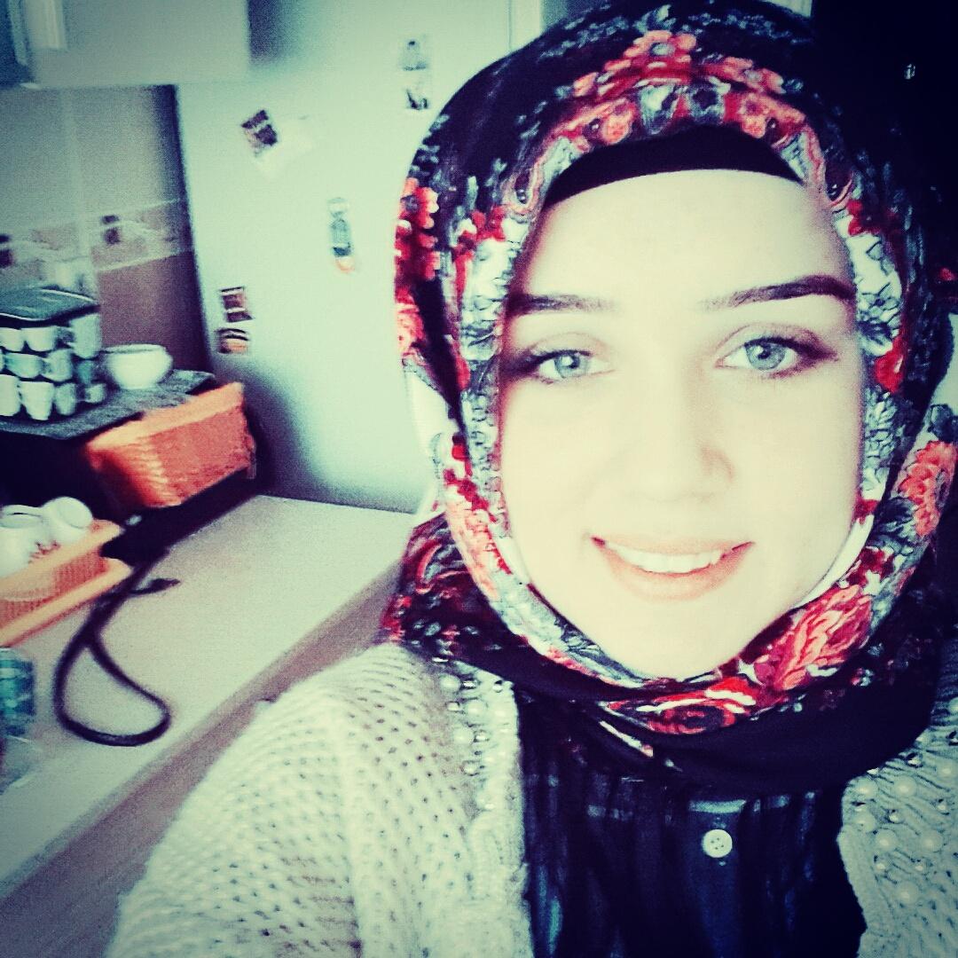 oznurkose a Twitteren: "Türk kızı temsili mutfak selfiee :)) http://t....