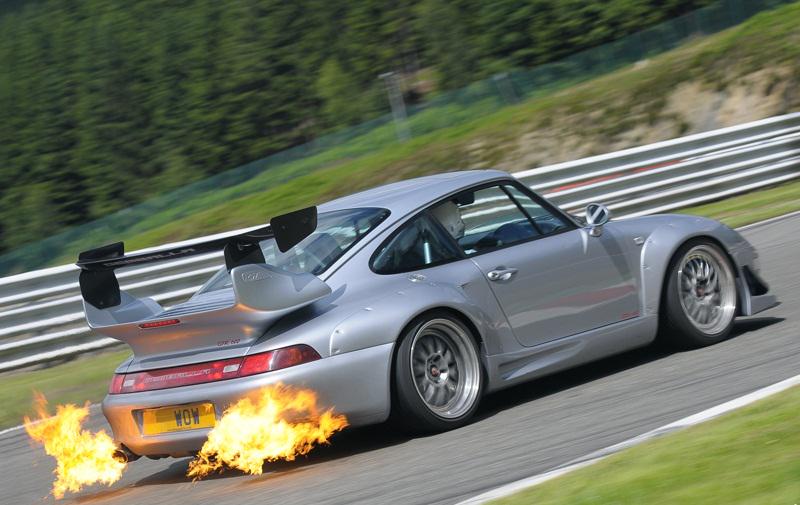 ShowDreamCar's tweet photo. #FlamingFridays part Vantage We just love all of http://t.co/VdfyOj5le0 http://t.co/tJRno2j81d @69Pnxx @adampaynter1 @400sfR @CCR1710 !