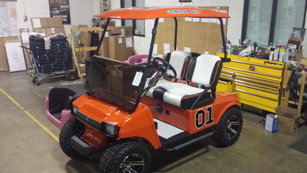 dougolive's tweet photo. @williebosshog just saw the most amazing club car... http://t.co/cuQqdlJq8N