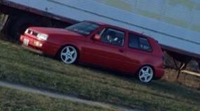 LifeDownLow's tweet photo. Autozone gave us the wrong filter so this oil change took to long😂 but my bro @JordanAndrews17 stanced gti😈😍 http://t.co/rFZIvEY9wq