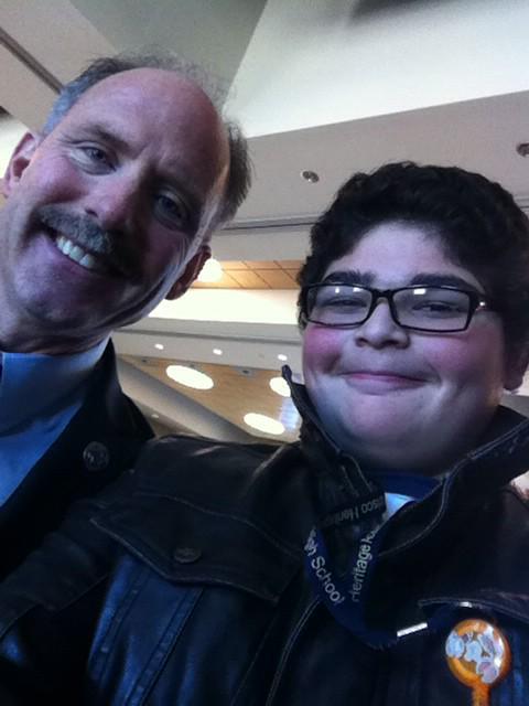 Ricardo_Marcus's tweet photo. Omg I met the mayor!!! @ABQschools #MBK15 http://t.co/JTGeuNm101