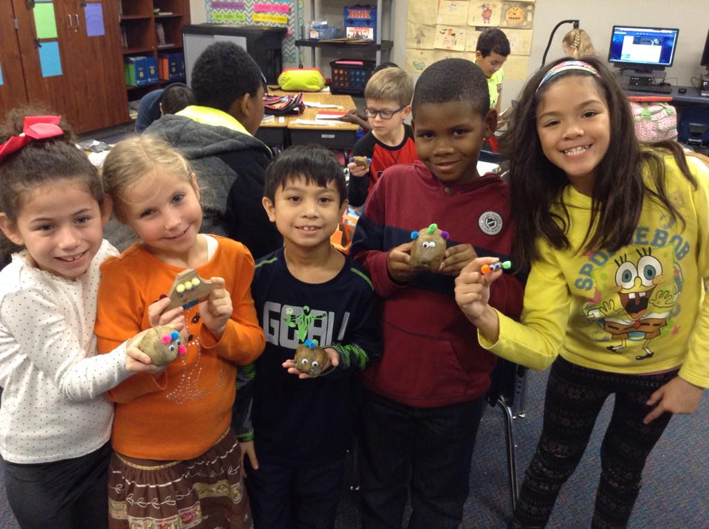 MrsJDyer's tweet photo. Big day in science! Had a geoscience guest speaker &amp; decorated our pet rocks http://t.co/BrhEwEHkmr