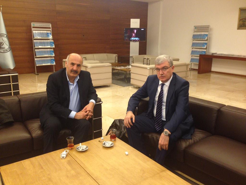 bilalardic_'s tweet photo. Yeşilköy Thy da UçuşÖncesi 
Sn @guvenc46 le Memlekete Dair @marasmetin @zekibahce @AvBekirDedeler @a_bingol http://t.co/gUjkjyLAUo