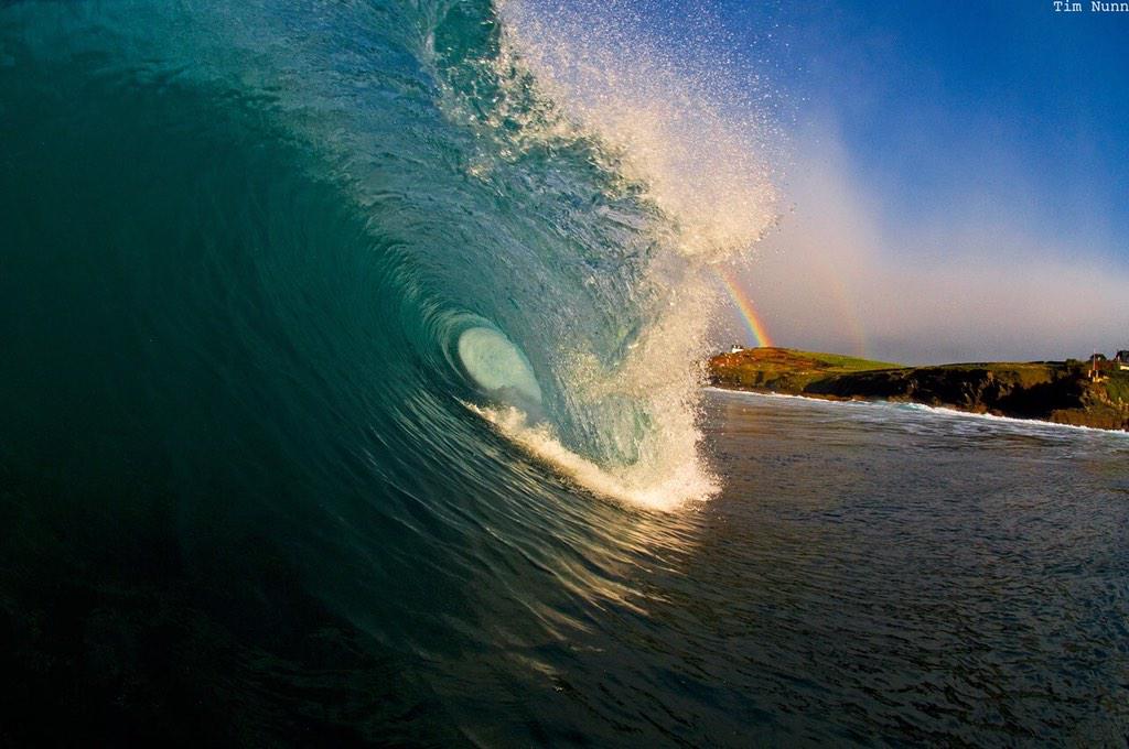 Gold at the end of a Cornish rainbow Photo: @thegoosechase #thewave #surf #surfing