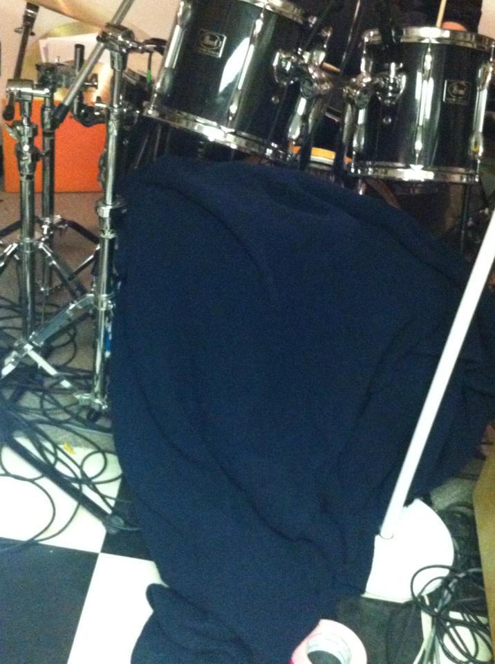 highheelslofi's tweet photo. doug's drums apparently homeless &amp; sleeping under blankets. wtf? http://t.co/0WcxmYccuZ
