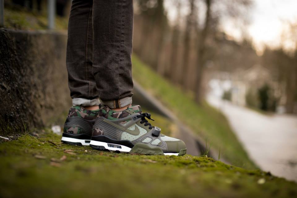 nike air trainer 3 camo