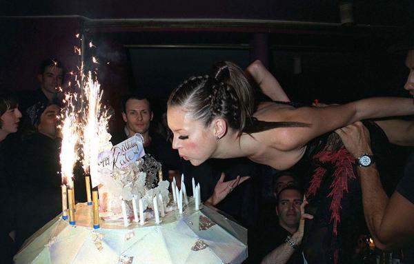 Happy birthday Kate Moss! Her 5 best forever young party looks:  