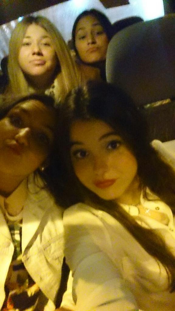 mariadvallearc's tweet photo. Mi buena conductora👏♥🚗 http://t.co/BZjJIR4rzF