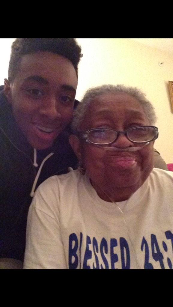 YoungJordan__'s tweet photo. The worst day ever. Been a long run. Going miss you ma. 👼👼 R.I.P Grandma 😣😣😣💛💛💛💛 I love you Girl💪💍 Fuck 1-16-15💔 http://t.co/voRlWMUA9e