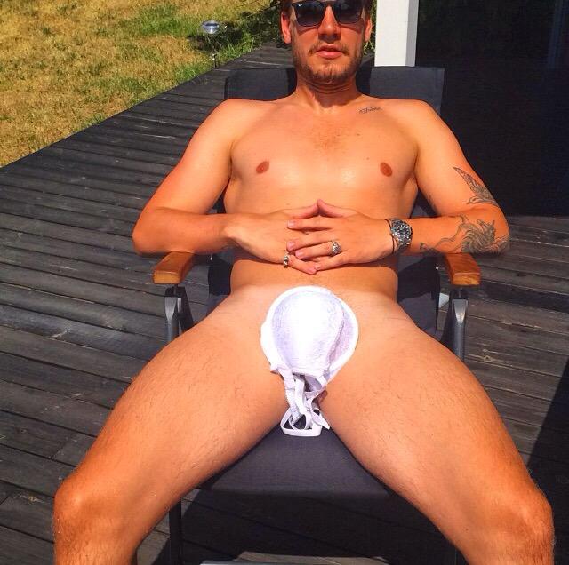 Happy birthday Nicklas Bendtner 