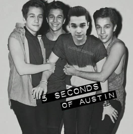 taissasouza251's tweet photo. Nova tag #5SOA (5 seconds of Austin) http://t.co/diInw0jrLW