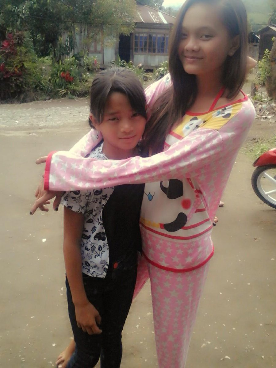 HannahLhya tweet picture