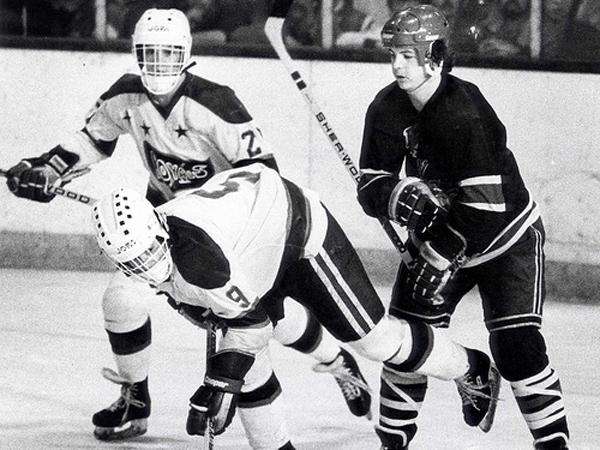 NHLhistorygirl's tweet photo. Thanks for reading. Here's Al MacInnis of the Kitchener Rangers knocking over Doug Gilmour of Cornwall Royals. #OHL http://t.co/3sgoM3mUaB