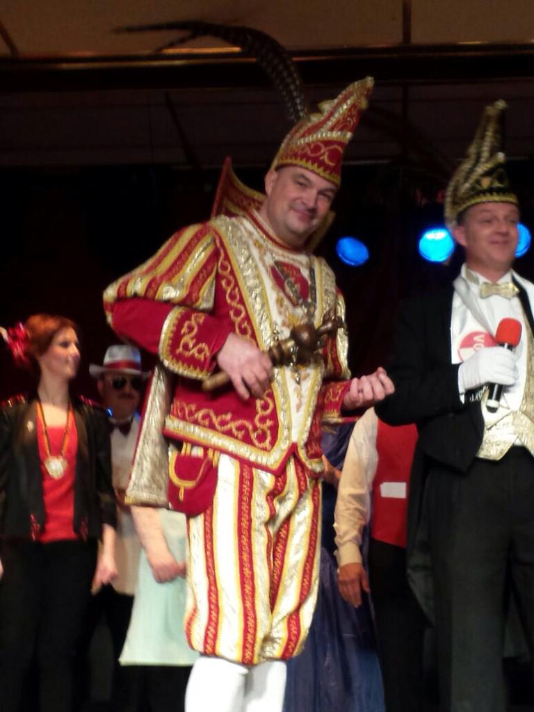 Wij zijn apetrots op Prins Hans de 3e!!! #paljasprins