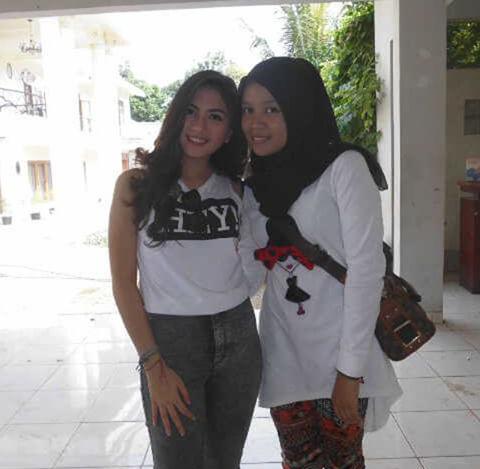 OFB_Jscmila's tweet image. Cantiknya memo with fans