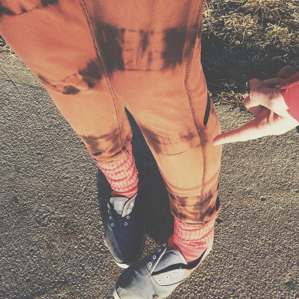 BeccaKae's tweet photo. Never tried wearing legging inside out...? You are missing out! ... #themoreyouknow #comfortismystyle #idowhatiwant http://t.co/pv6G7WRK0K