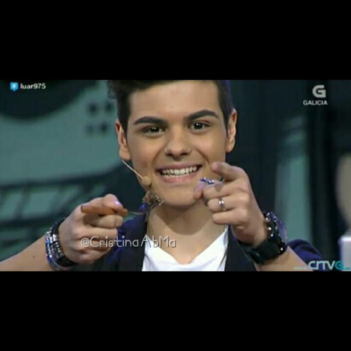 CristinaAbMa's tweet photo. TU SONRISA, MI DEBILIDAD Y MI MAYOR FELICIDAD💕 INCREÍBLE🙈 #AMVolveALuar #AbrahamMateoEnLuar http://t.co/yZneC9Yk87 kdb