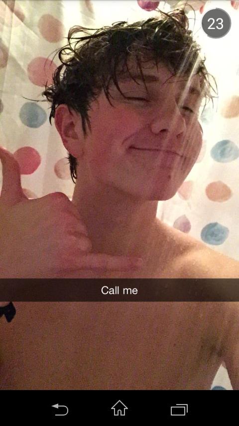 luvmybeebo's tweet image. give me your number bae @ImAlexHoltti #MeAlex
