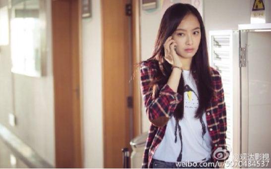 affxtionina's tweet photo. [PHOTO] 150118 百度百科明星团 weibo update - Victoria #fx for 美丽的秘密 [cr as tagged] (4P) http://t.co/BmCzLFegri