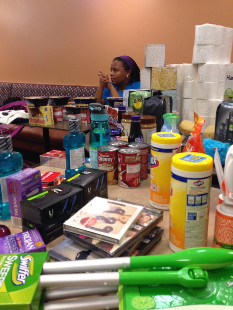 PrimeTime_Petey's tweet photo. All the prizes waiting to be given away!! Don't miss out! #PTP #shareNMU http://t.co/onCnTz20SQ