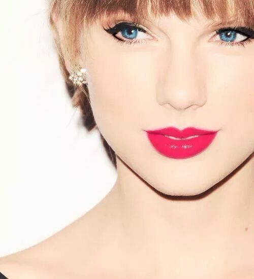 jellyfishswift's tweet image. She&apos;s so gorgeous here OMG 😍