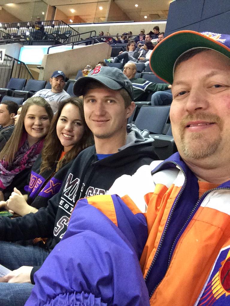 jimhancockms's tweet photo. At the Suns game (in Memphis)!
#SunsFanStyle http://t.co/dyvTtORZBM