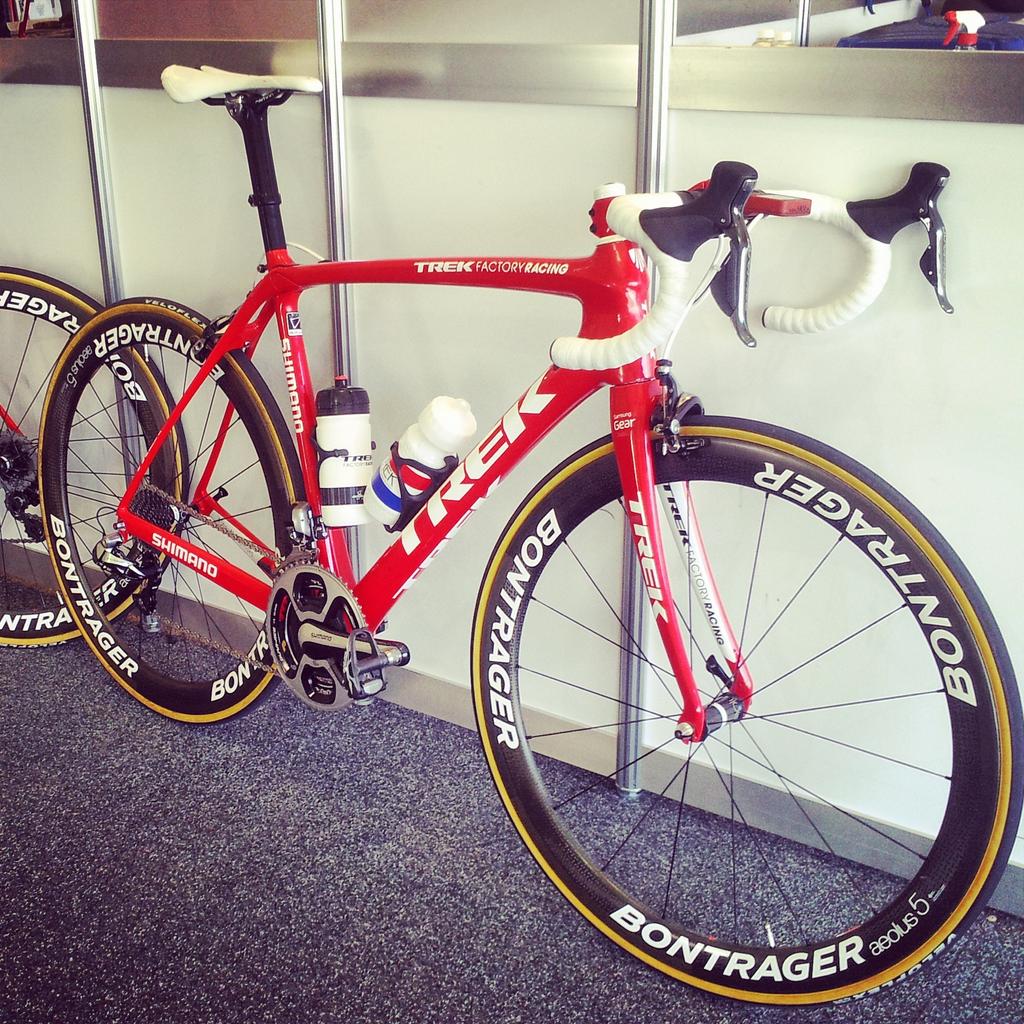 LidlTrek's tweet image. #ChooseYourWeapon RT @DanMcConnellmtb: This is my curley bar @TrekFactory bike for @tourdownunder What do you think?