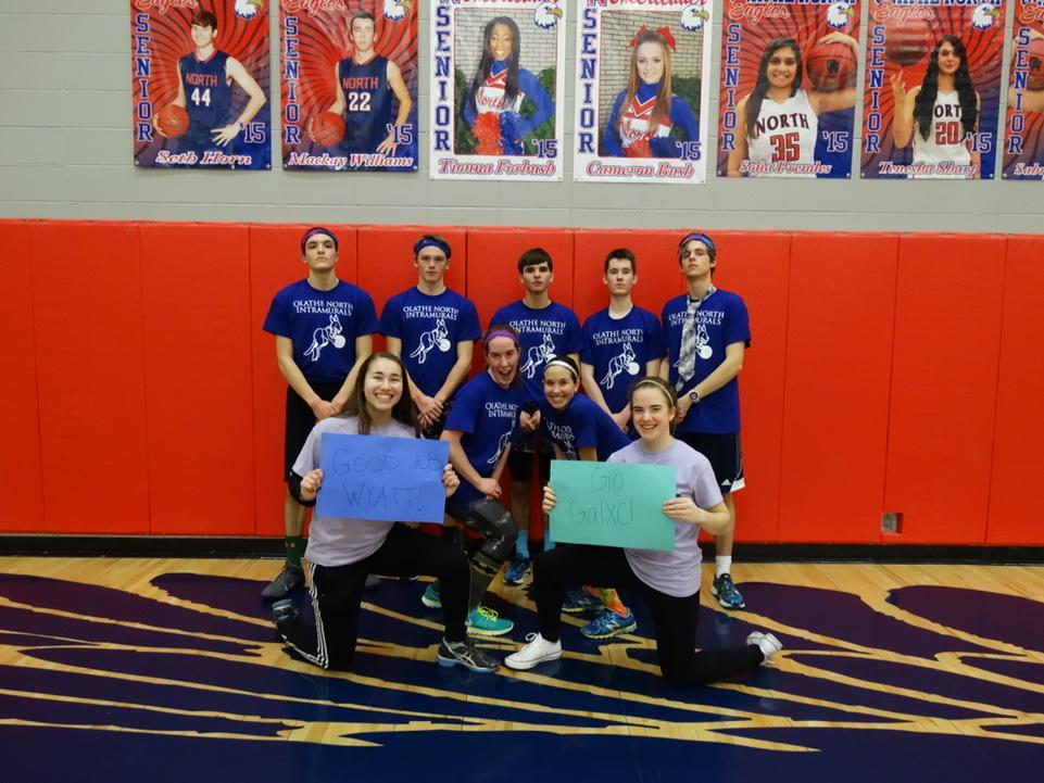 carlooosguzboy's tweet photo. Come see the #GalXC squad ball this Monday at 7:00pm at ON. http://t.co/HfAHg8l8Nr