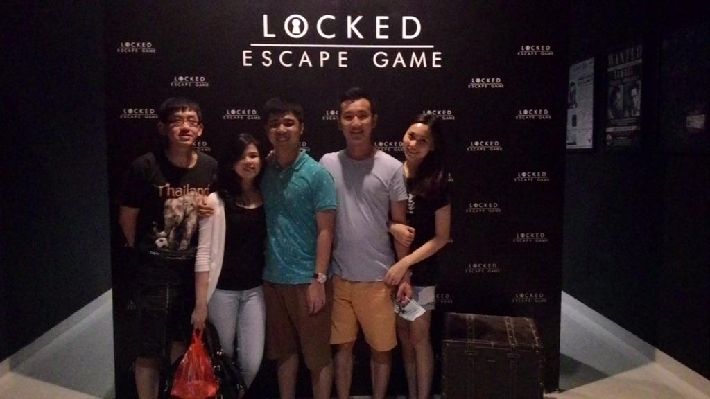 Lockedescape's tweet photo. They played unsolved murder and they solved the case. Will you be the next one? http://t.co/DoqHBan3ab