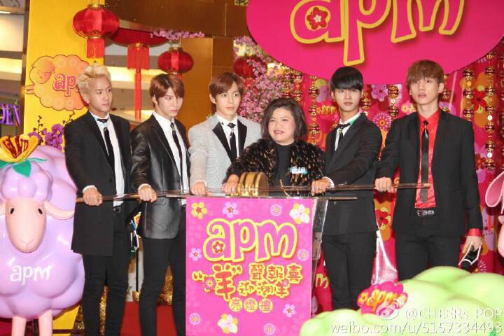 B7hdWATCcAAR9a0.jpg:large