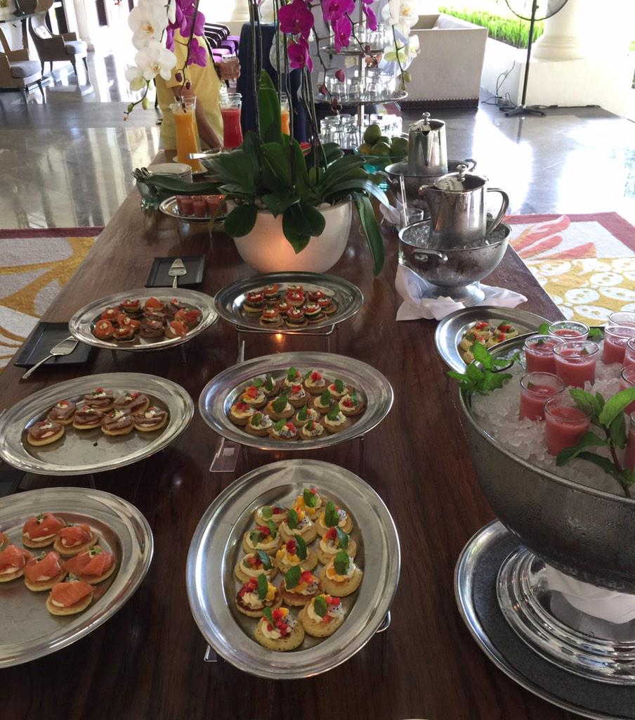 AustralianLS's tweet image. First break awesome food... Goldzone Experience