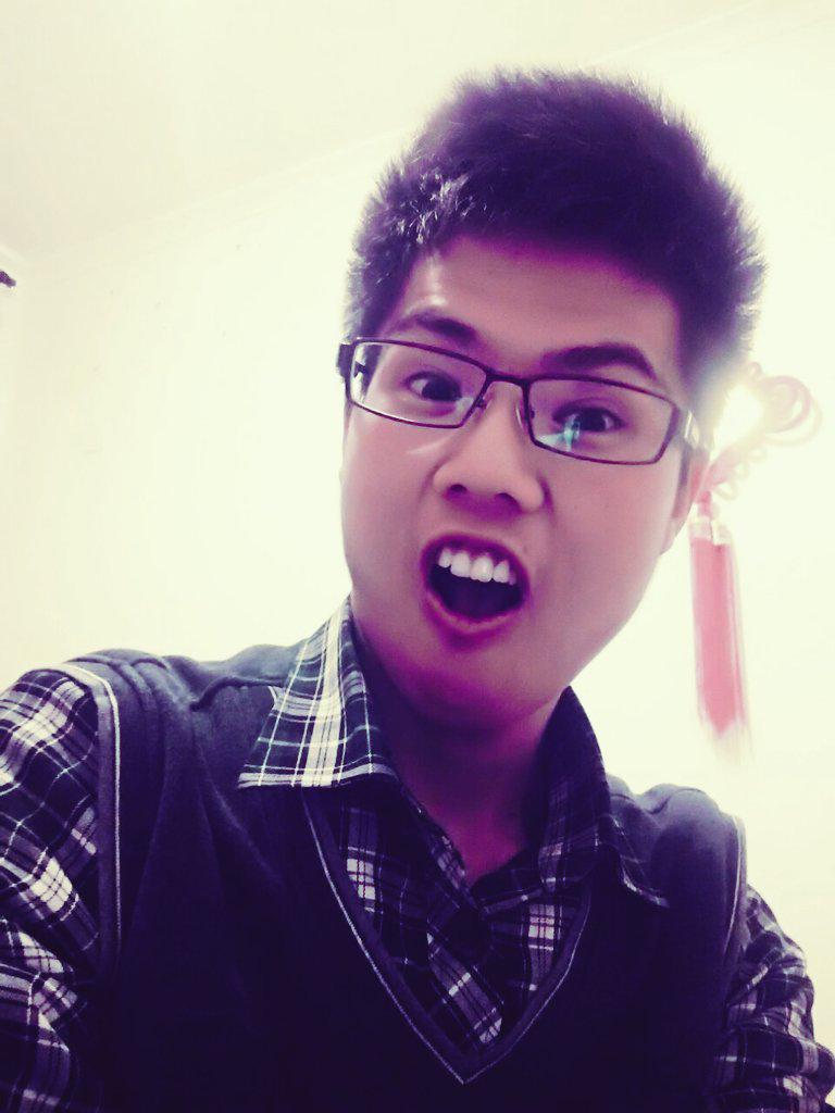 Come on ~ Give me praise !