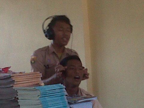 XClassIp3's tweet image. Dipijit~ digoyang~