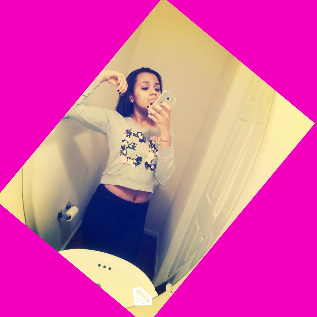 yah_bright tweet picture