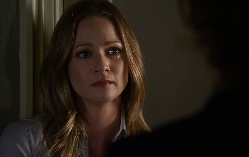 criminalminds's tweet image. JJ's past returns. Will it interrupt her investigation? Watch #CriminalMinds w/ extras on Sync ow.ly/HsWba